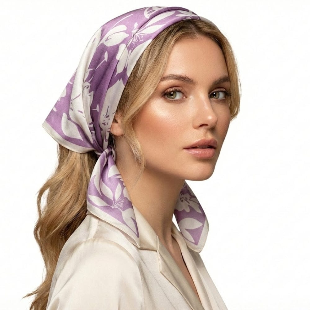 Carré de soie foulard | Matière noble et élégance naturelle Violet / 53x53cm The Foulard