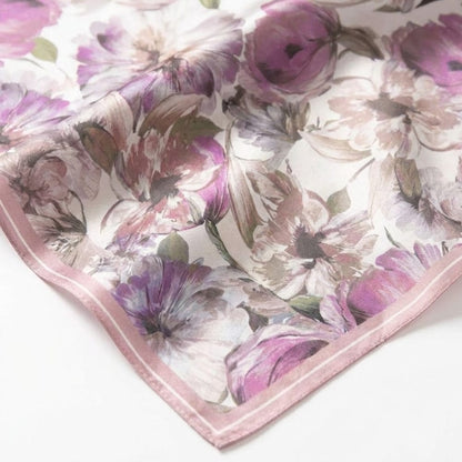 Carré de soie rose | Motif fleuri rose Rose / 53x53cm The Foulard