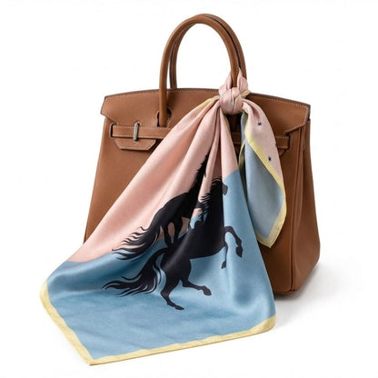 Foulard 50x50 en soie | Chic minimaliste et brillance délicate Bleu & Rose / 53x53cm The Foulard