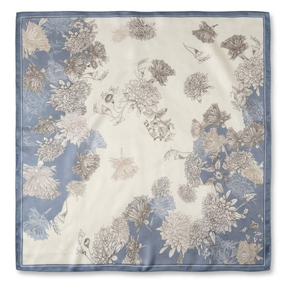 Foulard blanc et bleu en soie | Harmonie de couleurs et douceur précieuse Blanc & Bleu / 53x53cm The Foulard