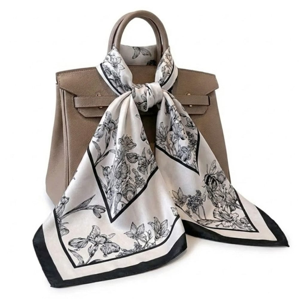 Foulard blanc et noir | Harmonie parfaite entre sobriété et élégance Blanc & noir / 70x70cm The Foulard