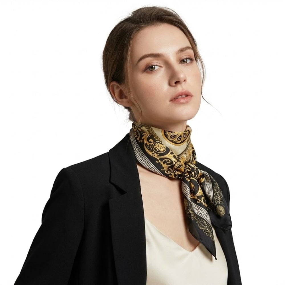 Foulard carré femme | Élégance satinée et style soigné The Foulard