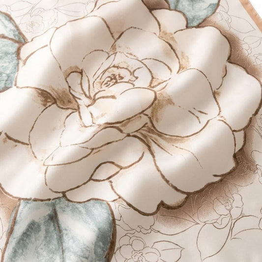 Foulard femme fleuri | Motifs délicats pour une élégance intemporelle The Foulard