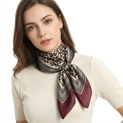 Foulard femme léopard | L’allié mode pour un style audacieux Léopard The Foulard
