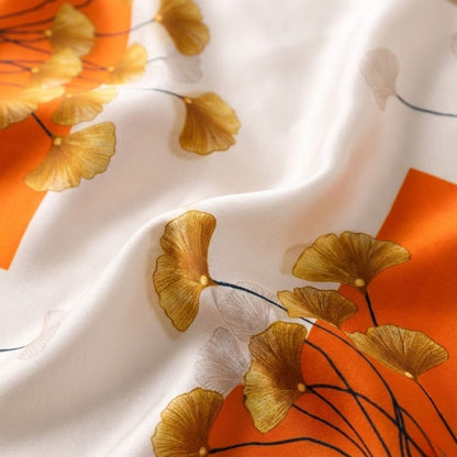 Foulard femme orange | Élégance satinée et style raffiné Orange / 70x70cm The Foulard