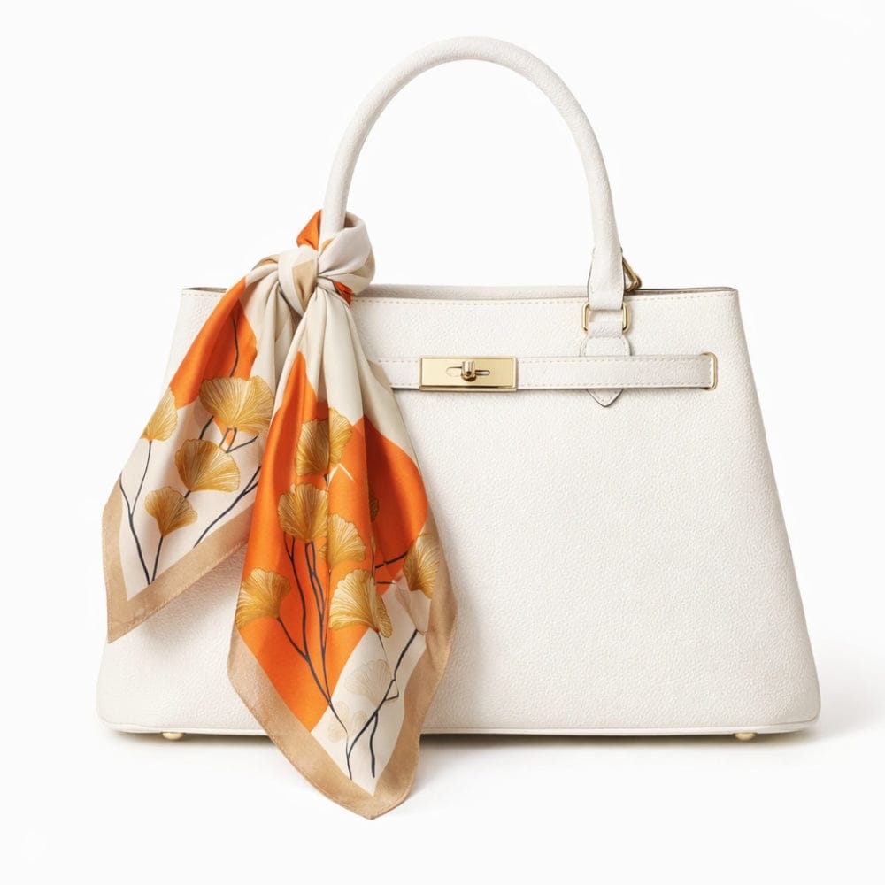 Foulard femme orange | Élégance satinée et style raffiné Orange / 70x70cm The Foulard