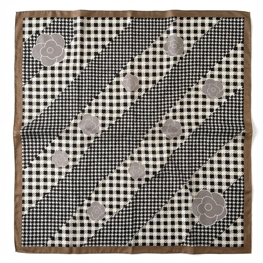 Foulard femme satin | Accessoire élégant au charme intemporel Style 3 / 90x90cm The Foulard