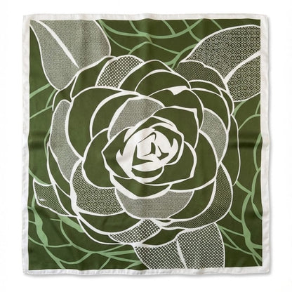 Foulard fleur | Le détail fleuri et satiné Vert / 90x90cm The Foulard