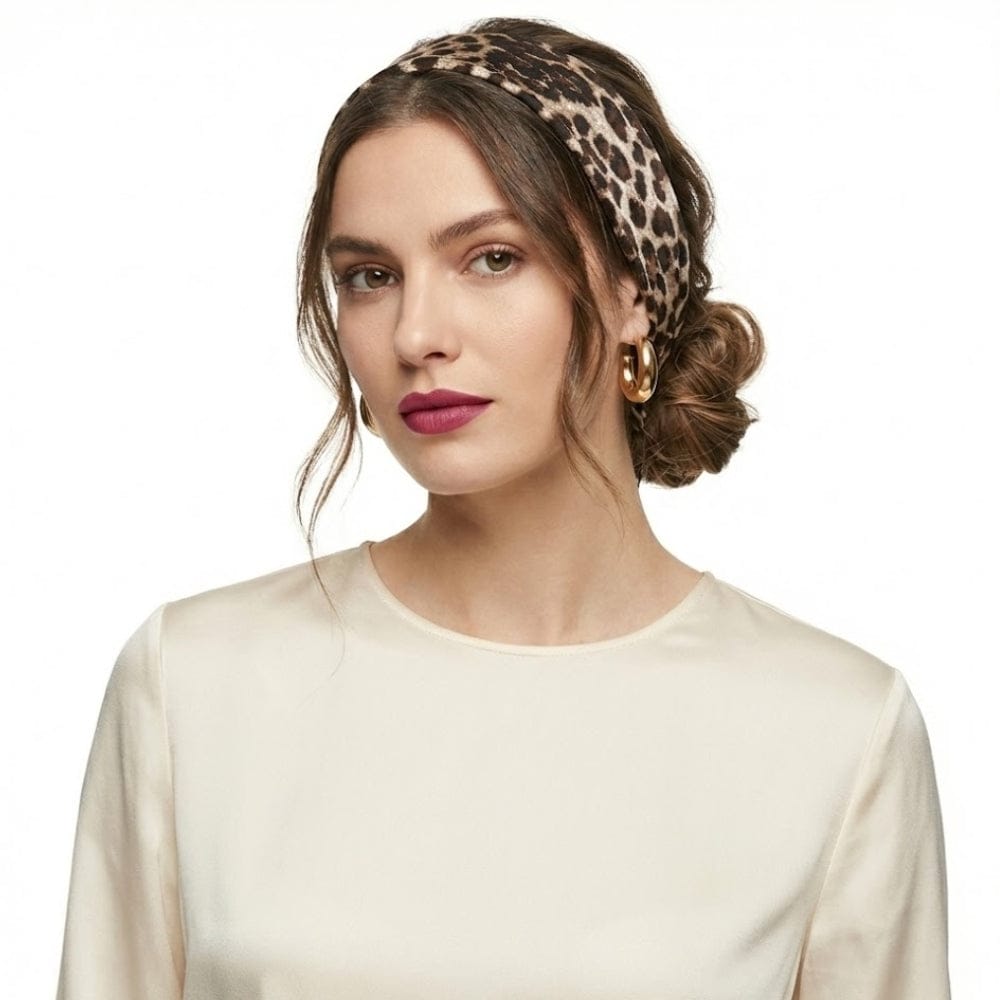 Foulard léopard | Brillance satinée et allure féline Léopard The Foulard