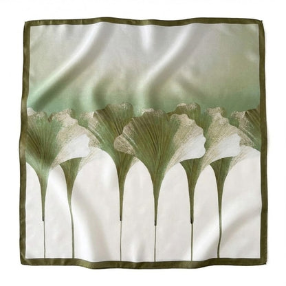 Foulard printemps femme en soie | Élégance printanière et style raffiné Vert / 53x53cm The Foulard